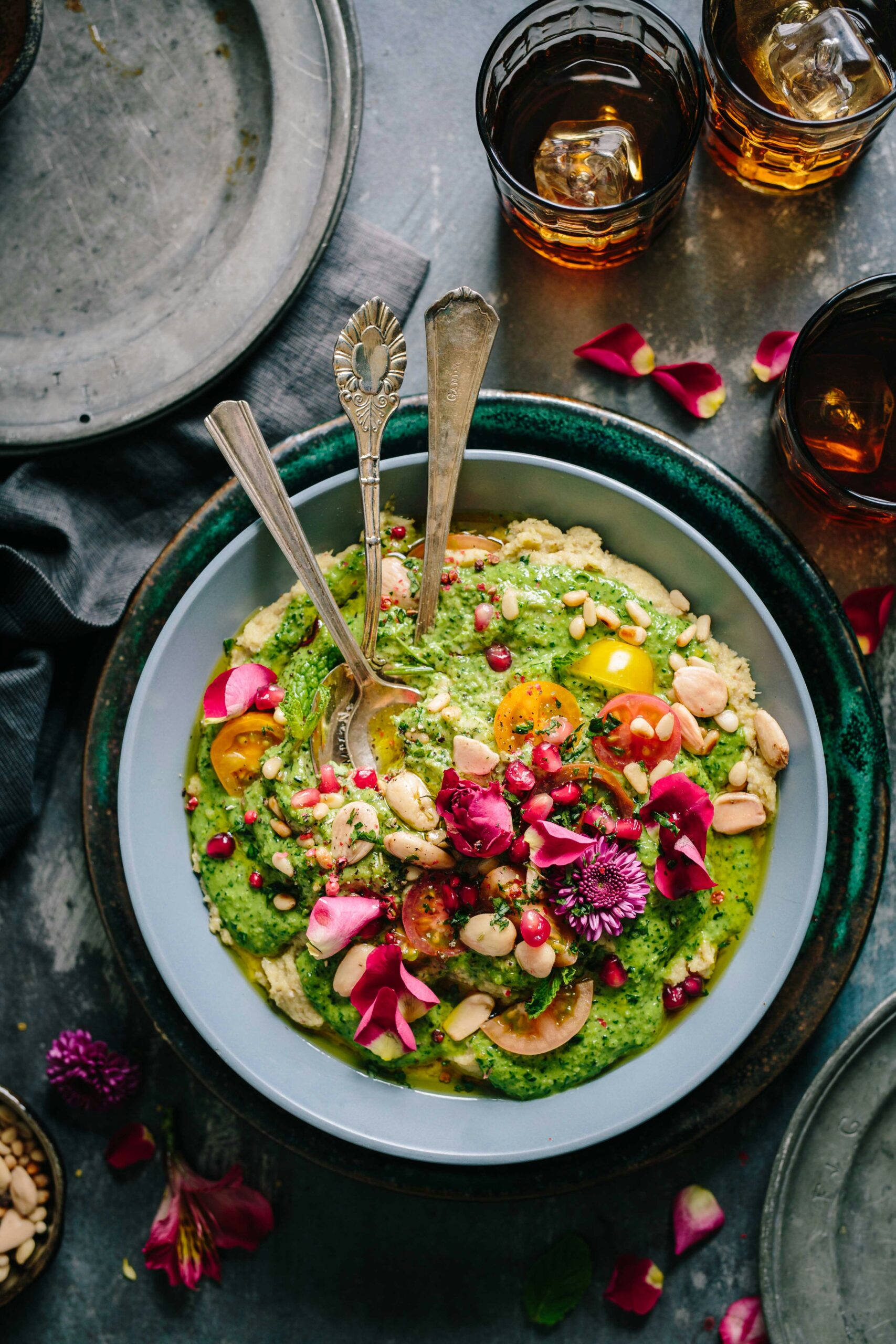 Bowl und Getränke, personalisierte Ernährung